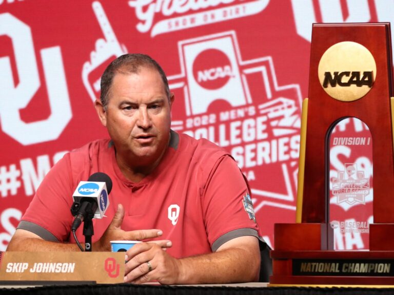 Skip Johnson is set to sign a new contract with Oklahoma after being considered for the Texas A&M job.