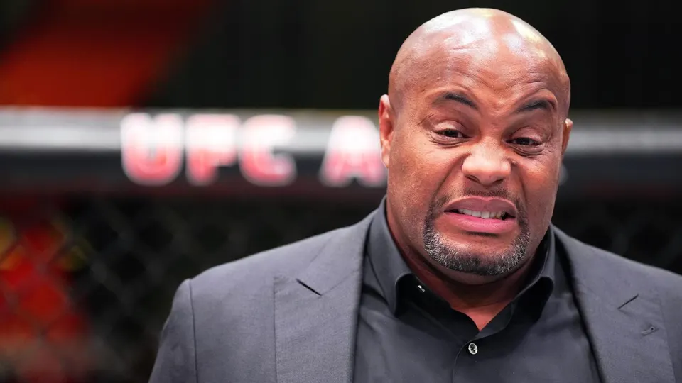 Breaking news: Daniel Cormier Criticizes UFC for Shielding Its ‘Golden Goose’