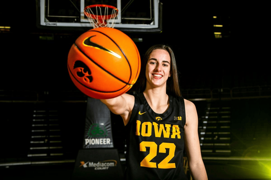 A rare trading card featuring Iowa Hawkeyes star Caitlin Clark has become…see more