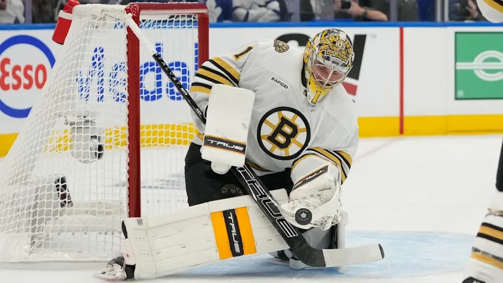 Reportedly NHL Reacts as Jeremy Swayman Turns Down Bruins’ Offer