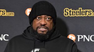 240116121811-01-mike-tomlin-011524